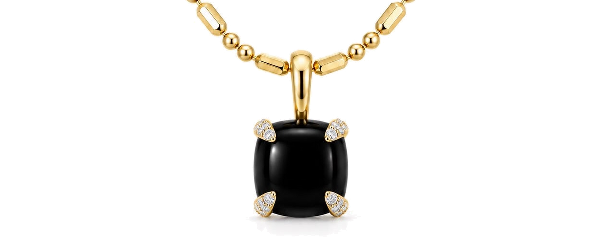Bloom amulet necklace in black onyx, the pendant and its 14K yellow gold ball-and-bar chain