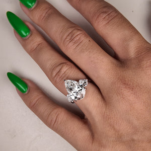 Irdoja Pear Radiance Diamond Ring