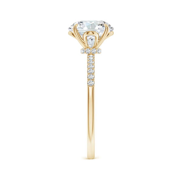 Lab-grown round diamond engagement ring with hidden halo, set in 18k yellow gold by Irdoja Diamonds.