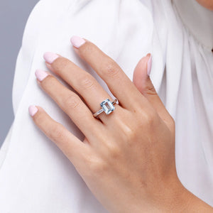 Emerald-Cut Aquamarine Solitaire Ring with Milgrain | 18K Gold