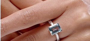 Emerald-Cut Aquamarine Solitaire Ring with Milgrain | 18K Gold