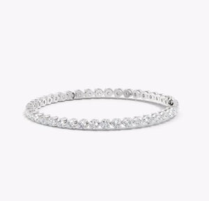 Prong-Set Round Lab-Grown Diamond Tennis Bracelet featuring round brilliant diamonds in a delicate prong setting.