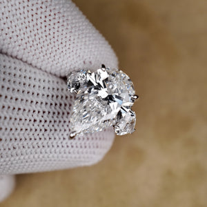 Irdoja Pear Radiance Diamond Ring